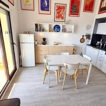 T3 Avec Piscine, Tennis Et Parking A 200m De La - Fr-1-316-73 Apartman *